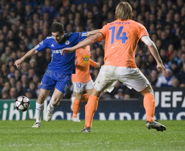 有多么出色, 曼联进行对 有多么出色, 曼联进行对