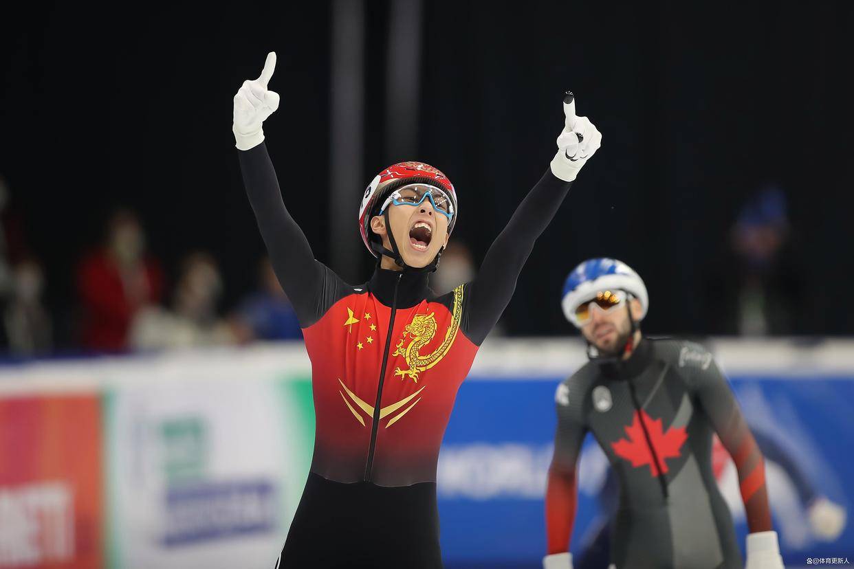 利队哐当一 利队哐当一